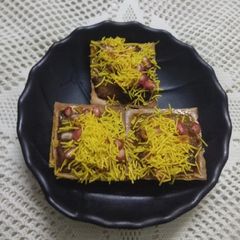 A picture of Jain dabeli canapes.