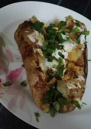 A picture of Baked jacket potato no oven.