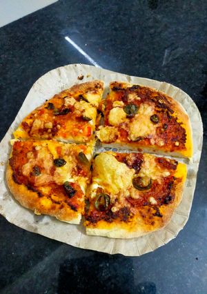 A picture of Veg. Pizza.