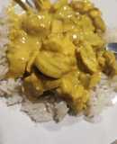 Caril de frango e cogumelos
