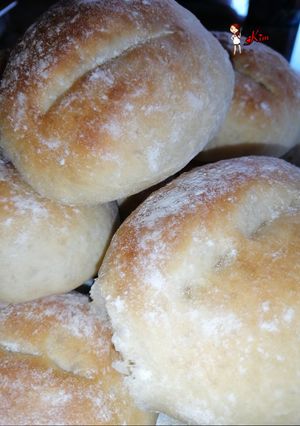 A picture of Portuguese rolls.