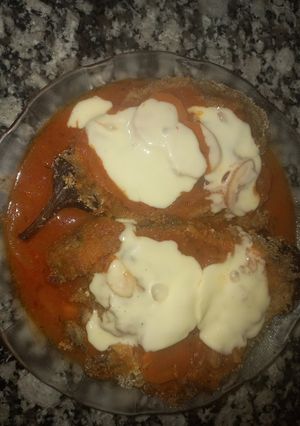 Una foto de Berenjenas Empanadas en Salsa