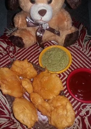 A picture of Potato Pakora.
