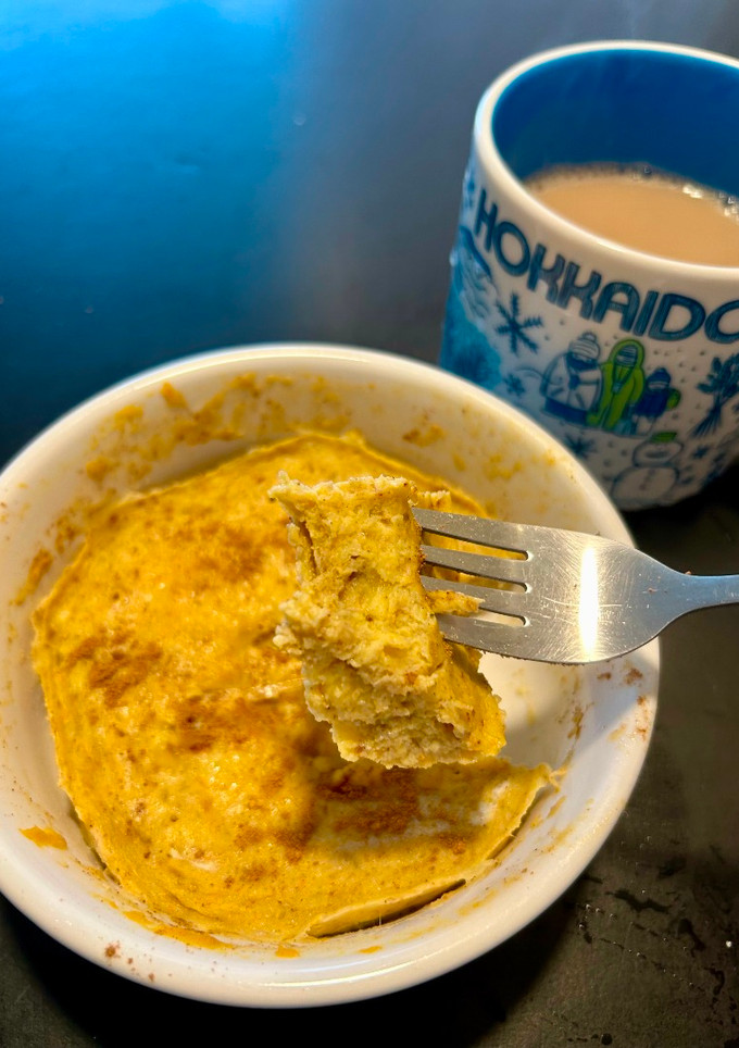 【三分鐘早餐】【微波爐】香蕉堅果蛋糕 的食譜成品照片