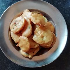 A picture of Aloo fry pkode.