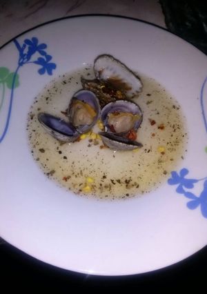 Una foto de Almejas con salsa picante