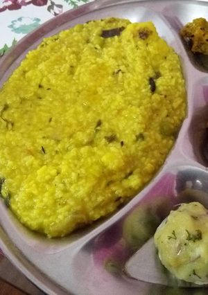 A picture of Happy makar sankranti...bihu to all of UToday's DinnerKhichri.