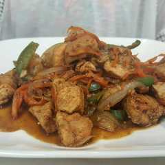Una foto de Chopsuey de pollo