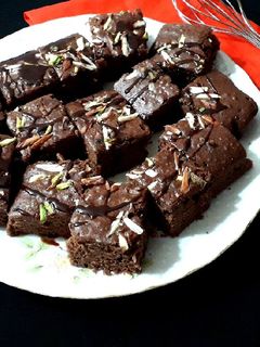 চকলেট ব্রাউনি(Chocolate Brownie recipe in Bengali) রেসিপির প্রধান ছবি