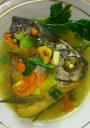 Foto resep Sup kepala ikan bawal (simpel dan segerrrrr)