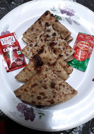 A picture of Sattu ka paratha.