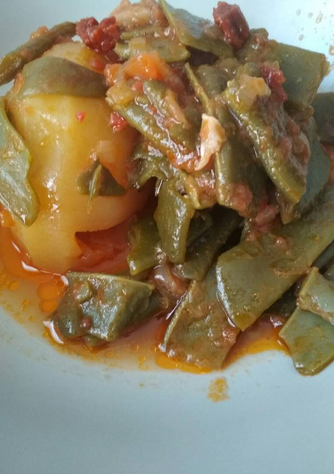 Una foto de Judías verdes en salsa de tomate