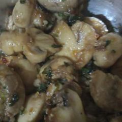 A picture of Garlic Butter Mushrooms.