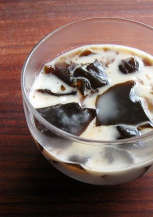 A picture of Coffee Jelly & Milk Jelly.