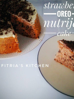 Foto resep Strawberry Oreo Nutrijell Cake