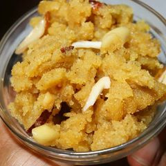 A picture of Rava halwa.