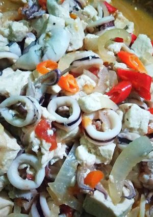Foto resep Cumi tahu asam pedas sederhana