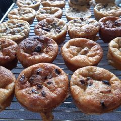 A picture of Bread and butter muffins.