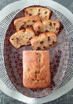 Une photo de Cake Moelleux à L'Amande et Pépites de Chocolat / Healthy