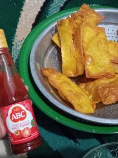 Foto resep Pastel tahu mercon alaaa akooh😂