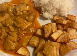 Una foto de Strogonoff de Frango/ Pollo al Strogonoff🤗