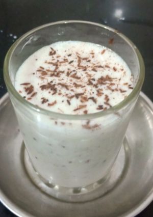ખારી-મીઠી લસ્સી(Khari-Mithi Lassi Recipe in Gujarati) રેસીપી મુખ્ય ફોટો