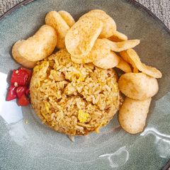 A picture of Nasi Goreng Kampung (Kampung Fried Rice).