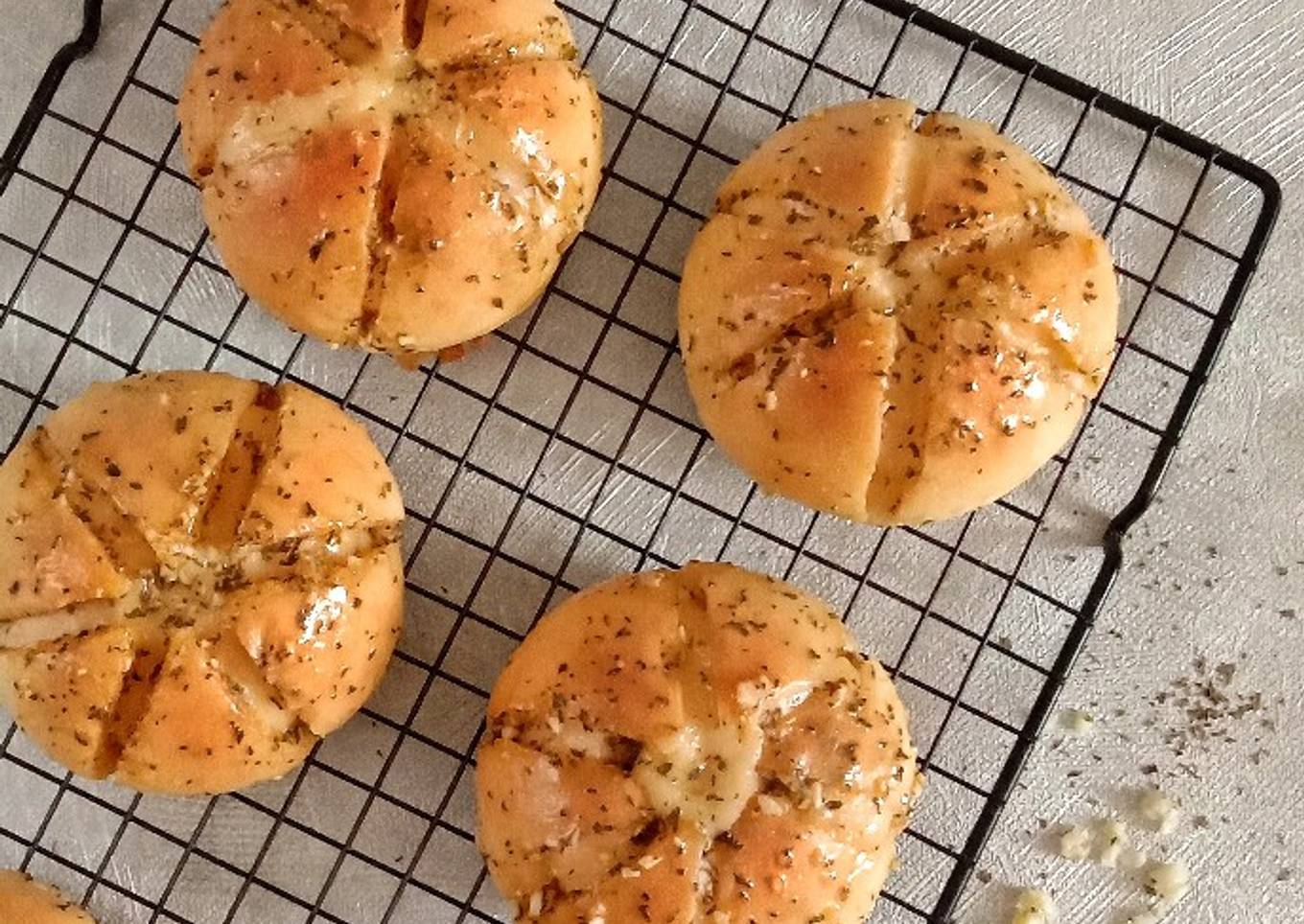 Korean Cream Cheese Garlic Bread