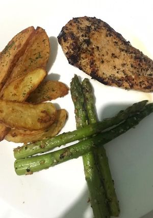 Foto resep Rosemary chicken with asparagus
