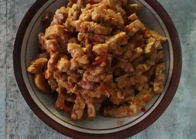 Sambal goreng tempe