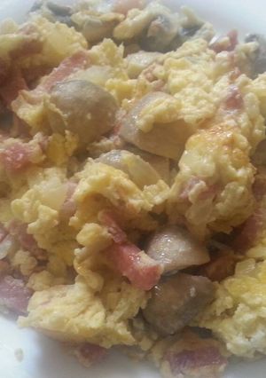 Foto principal de Revueltos de champiñones y bacon