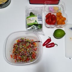 A picture of Pico De Gallo.