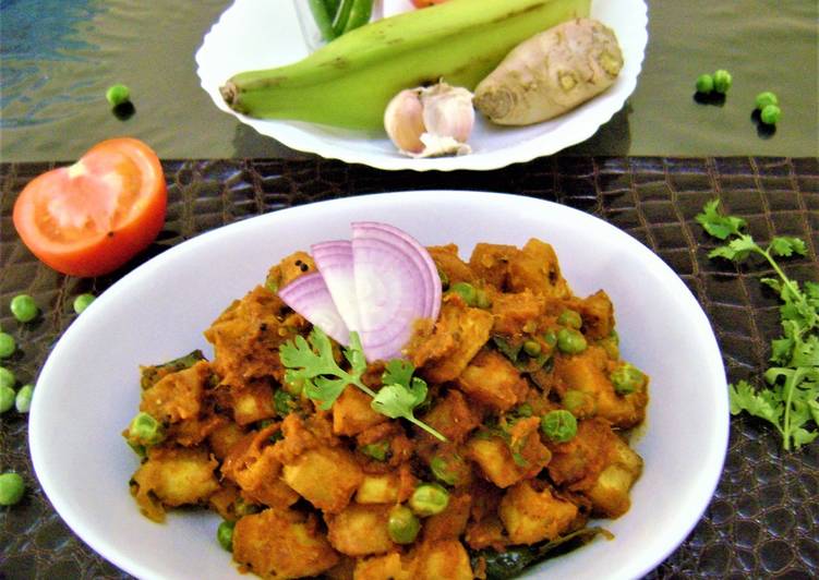 Raw Banana Curry with Green Peas