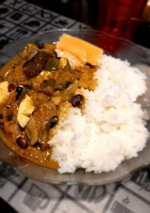 Una foto de Curry vegetariano