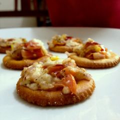 A picture of Cracker Canapés.
