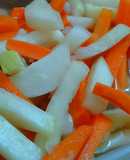 Su hào cà rốt chua ngọt