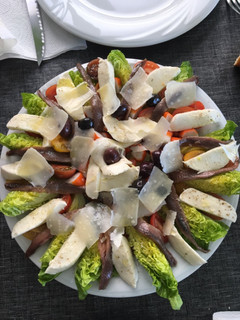 Una foto de Ensalada 🥗 muy fresca para después de Navidad 🎄