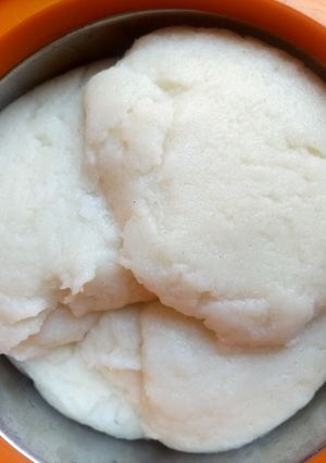 A picture of Simple tuwon semovita.