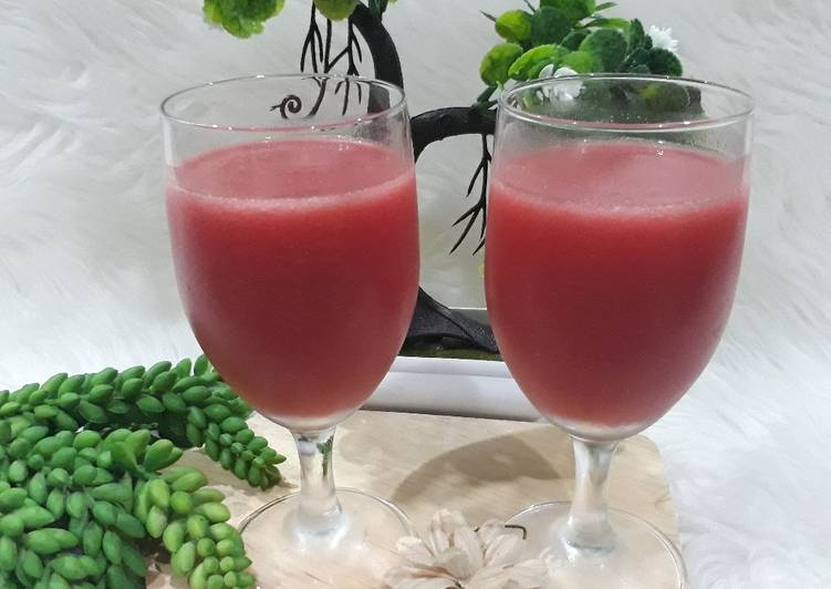 Tutorial membuat Jus Jambu Tomat Madu gurih