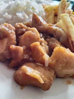 Una foto de Pollo a la naranja