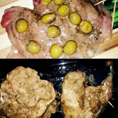 A picture of Simple Olive stuffed Chicken.