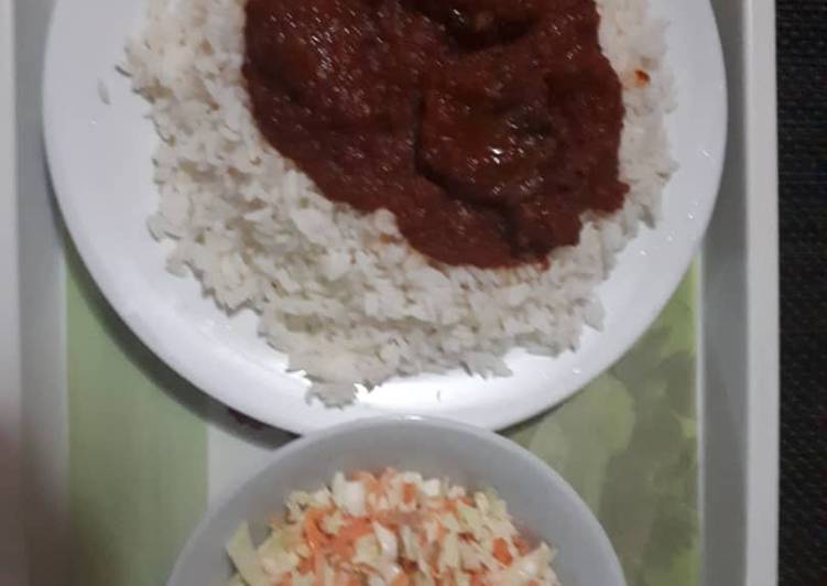 White Rice with coleslaw