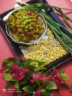 પ્યાજ ભાજી સબ્જી (Pyaj Bahji Sabji Recipe In Gujarati) રેસીપી મુખ્ય ફોટો