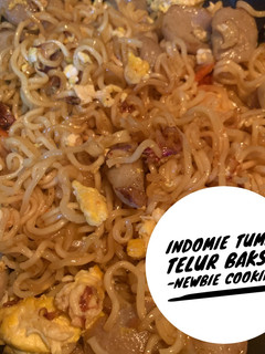 Foto resep Indomie Goreng Tumis Telur Bakso