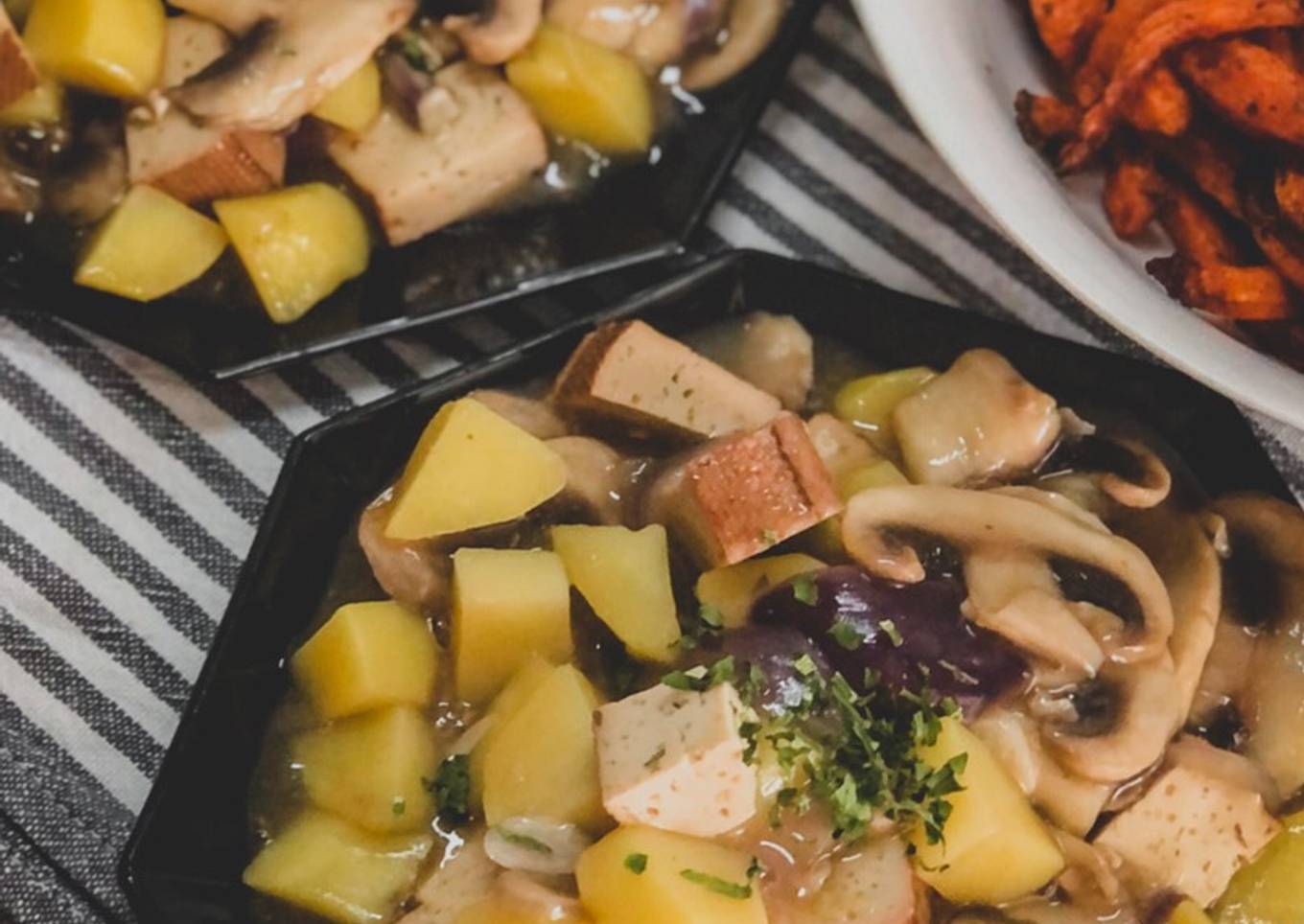 Capcay Jamur - smoked Tofu