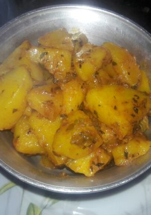 A picture of Jeera aloo.