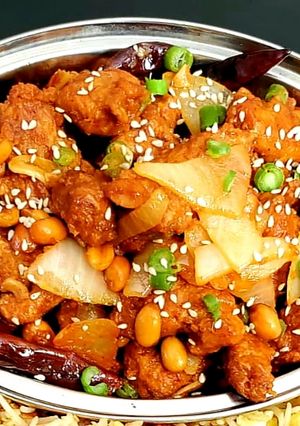 A picture of Kung Pao Chicken.