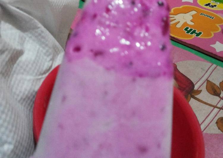 Langkah Mudah untuk Menyiapkan Es krim buah naga, Lezat Sekali