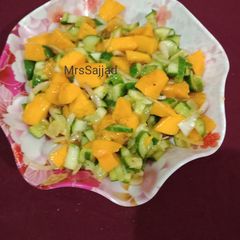 A picture of Mango Salad.
