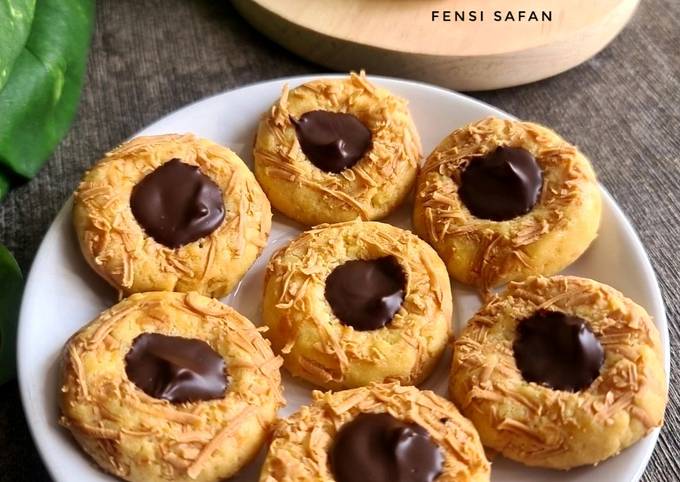 Cara Gampang Membuat Thumbprint Cookies yang Enak